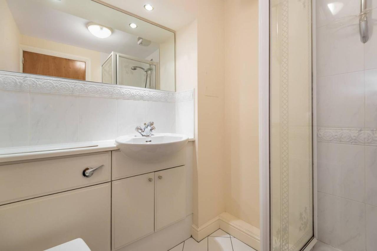 Joivy Old Town Apartment With Parking Close To Royal Mile Edimburgo Esterno foto